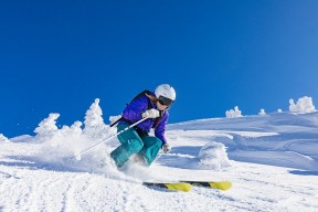 开云体育登录-当公牛铁蹄踏碎麦加，德罗赞的欧冠式接管与篮球圣殿的陷落