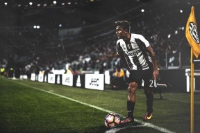 开云体育登录-阿尔瓦雷斯刷新纪录之夜，当巴西足球的桑巴魂遇上德国战车的钢铁意志