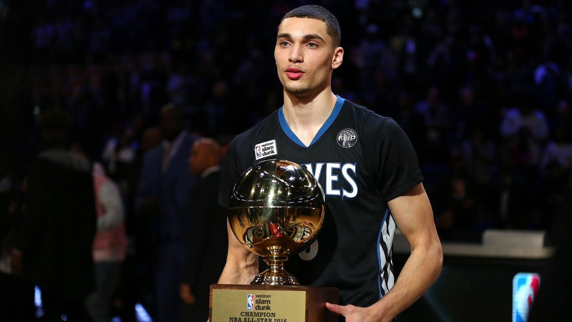 世界排名争夺战之夜,保罗完成自我救赎